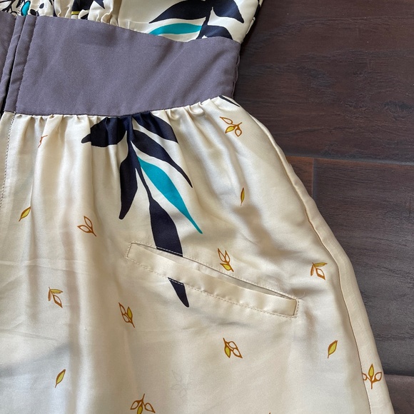 TLH by Hype Women's Gold Sleeveless Zipper Mini Dress Sz Small - Picture 5 of 8